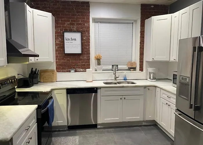 Entire 2 Bed Apartment